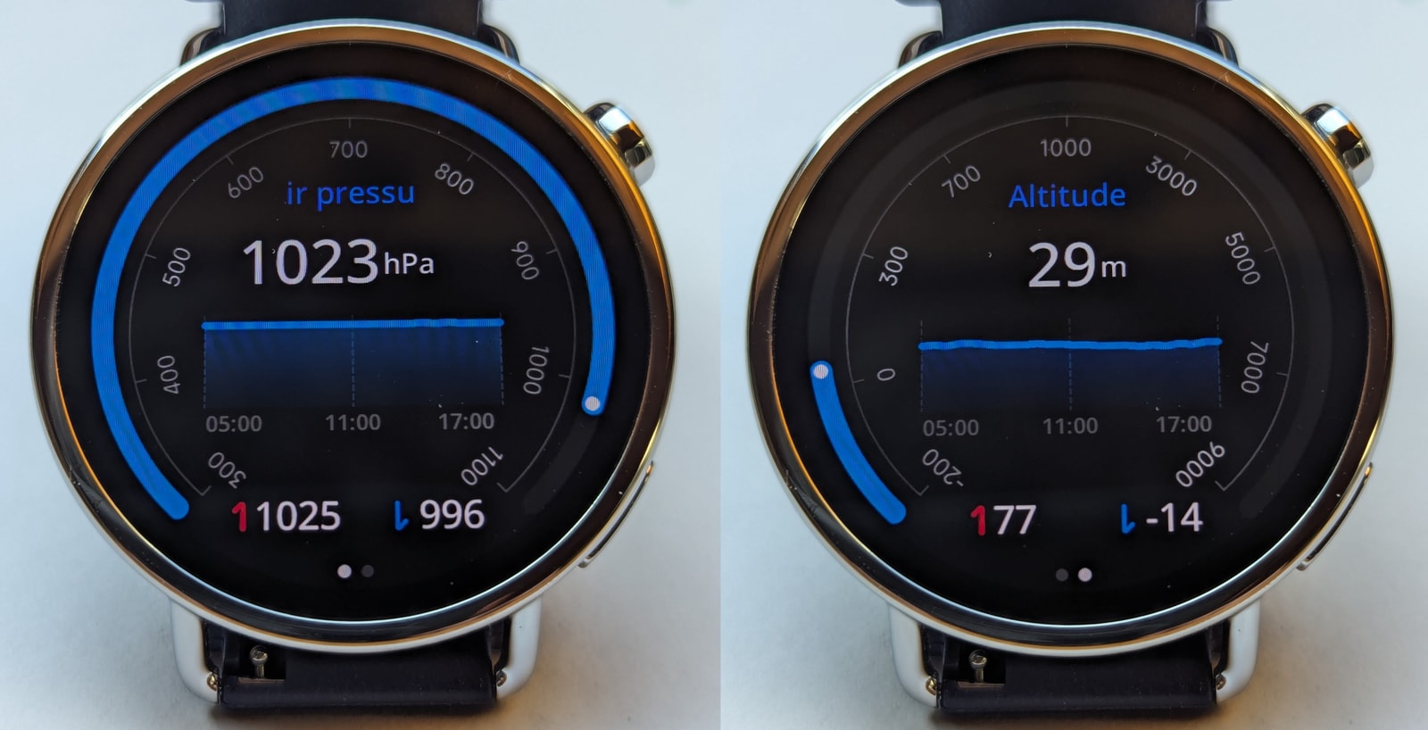 The altimeter and barometer app on the Xiaomi Watch S4 41mm showing current elevation and air pressure
